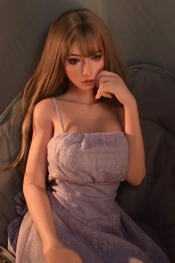 Elsa Babe Sasaki Azusa