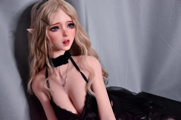 Elsa Babe Sakuma Karin