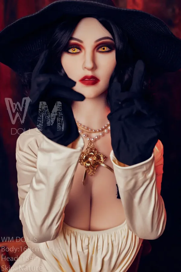 WM 169cm - Lady Dimitrescu