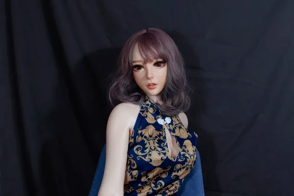 Elsa Babe Akimoto Mami