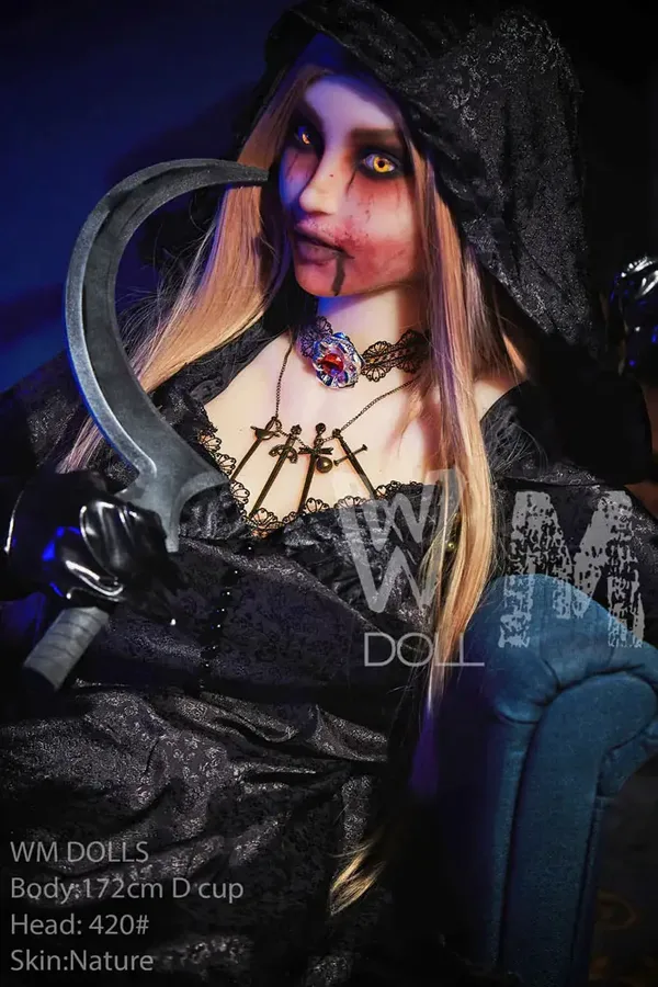 WM 172cm D - Bela Dimitrescu