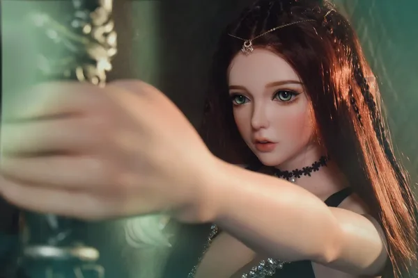 Elsa Babe Inoue Miu