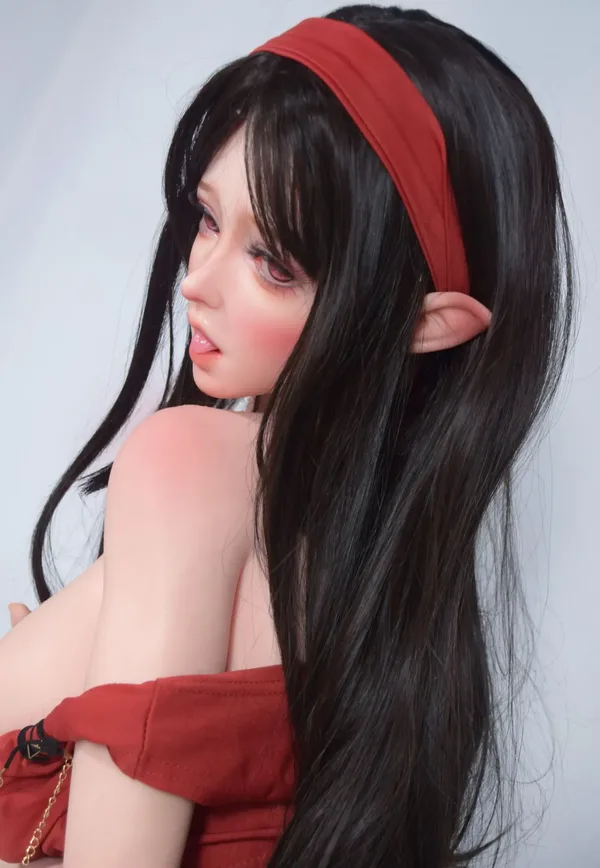 Elsa Babe Sakuma Hanasaki
